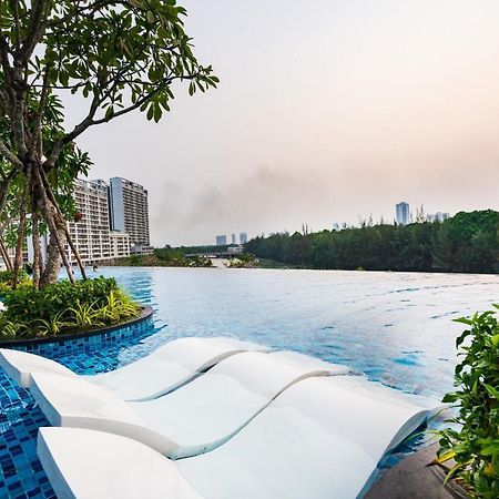 Convinia Luxury The Peak Midtown Aparthotel Ho Şi Min Exterior foto