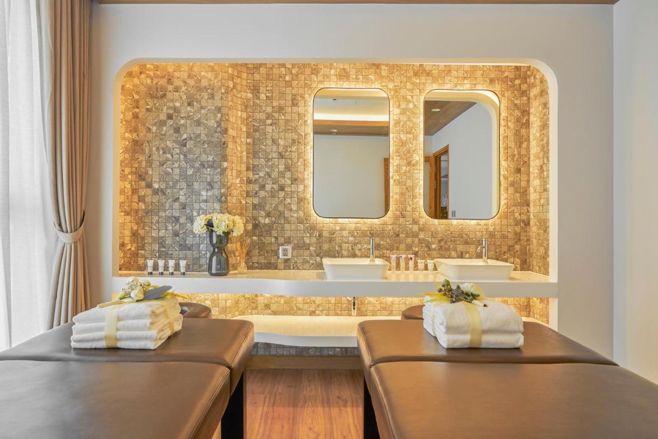 Convinia Luxury The Peak Midtown Aparthotel Ho Şi Min Exterior foto
