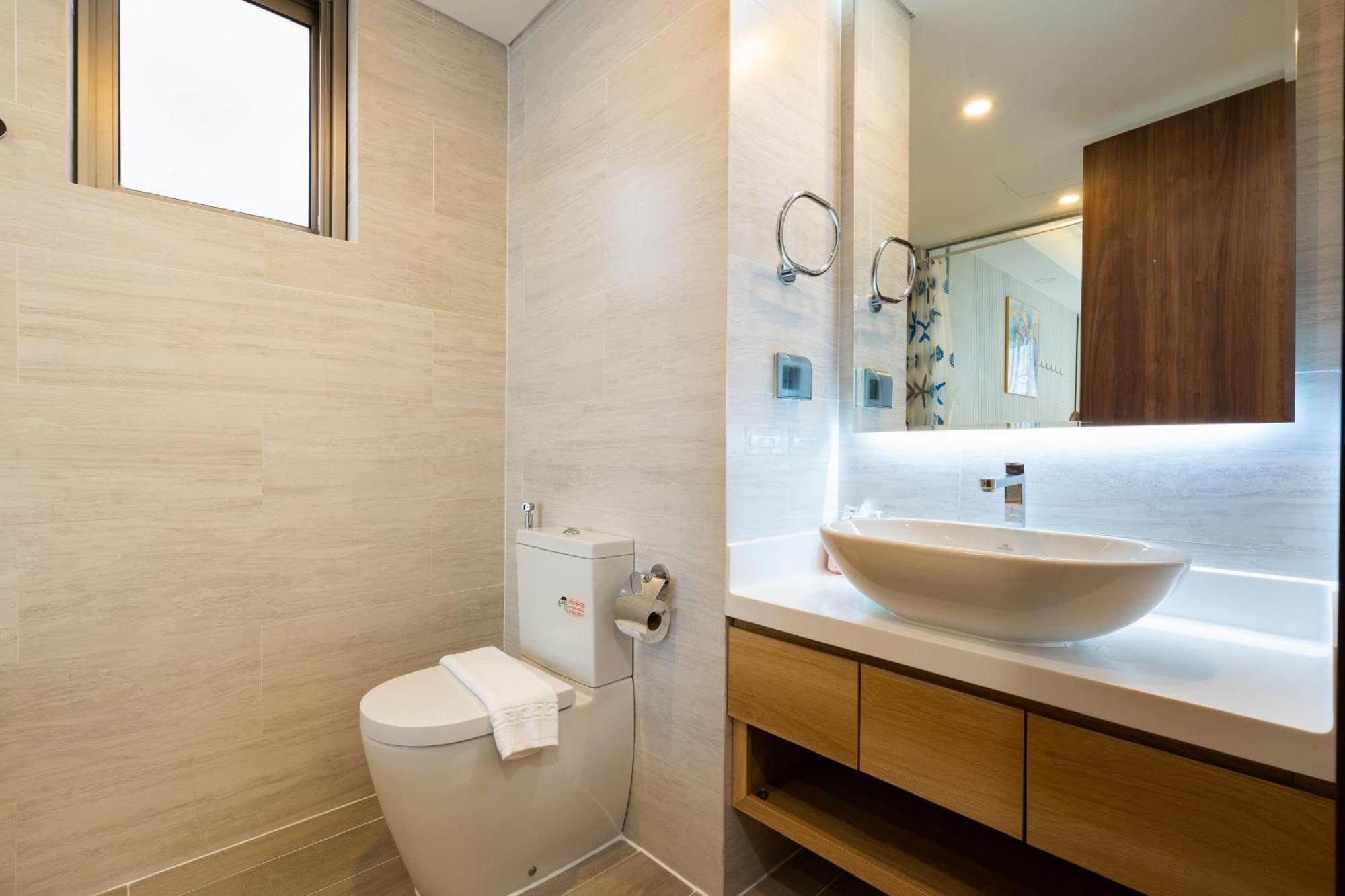 Convinia Luxury The Peak Midtown Aparthotel Ho Şi Min Exterior foto