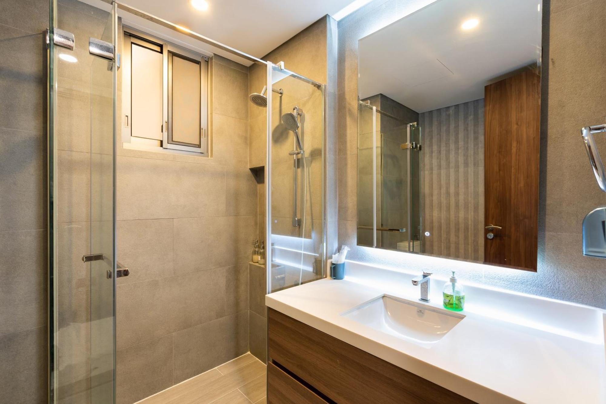 Convinia Luxury The Peak Midtown Aparthotel Ho Şi Min Exterior foto